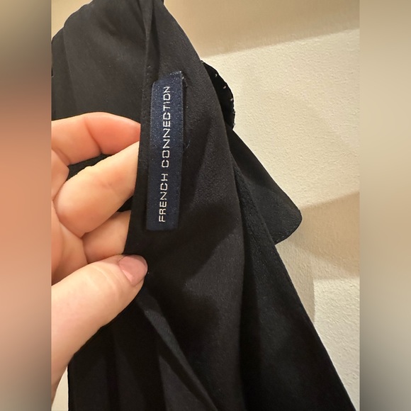 Gorgeous 100% silk dress FRENCH CONNECTION size US8 - Picture 2 of 5